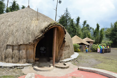 Rwanda’s Cultural Villages: Immersive Local Encounters