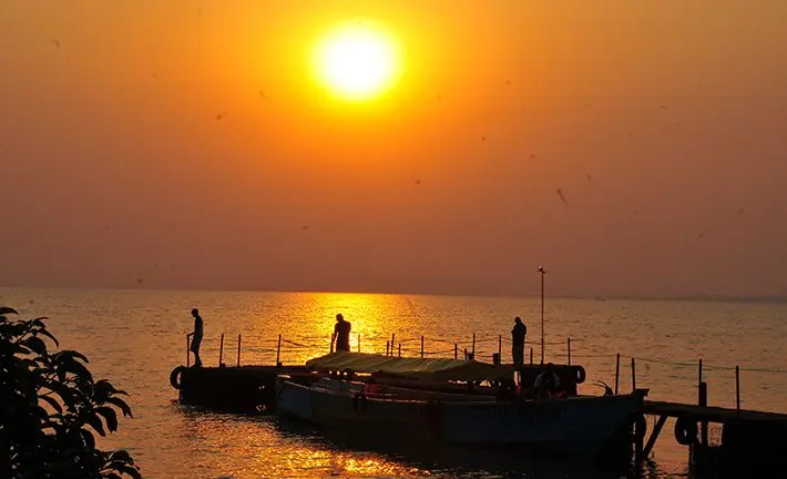 Best Spots for Sunset Views in Uganda