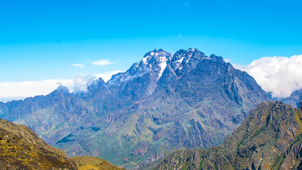 Uganda’s Stunning Mountain Peaks