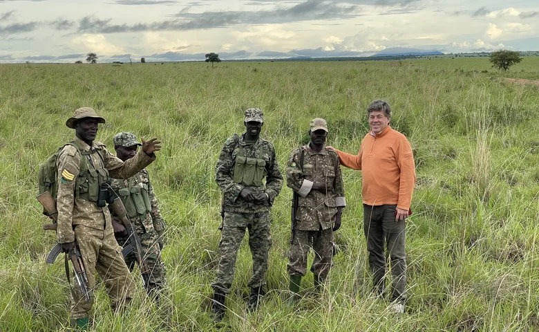 Can tourists help with anti-poaching programs?