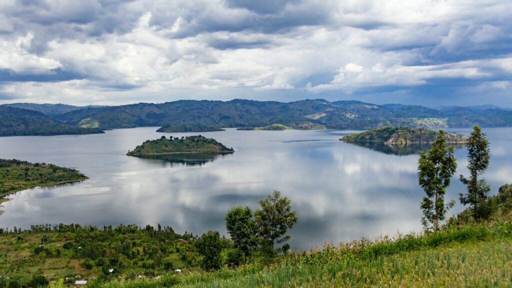 Rwanda’s Lakeside Relaxation Ideas