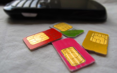 Should I use local SIM cards or roaming?