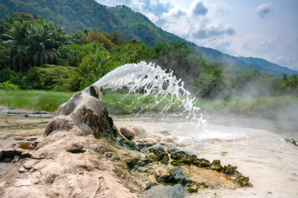 Sempaya Hot Springs